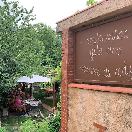 Gite Du Cady Casteil Buitenkant foto